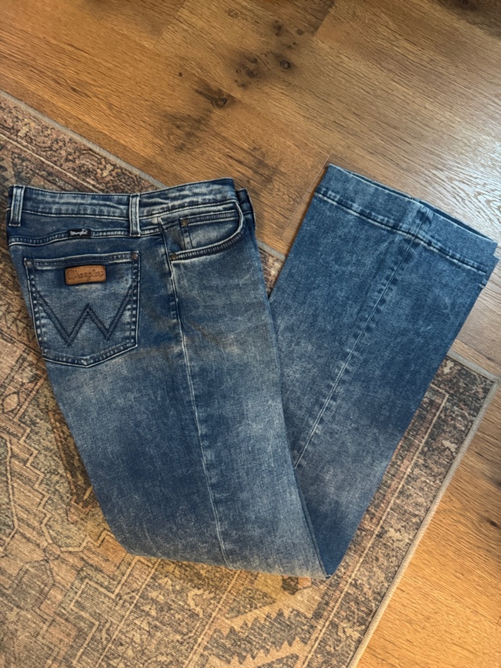 Wrangler Women's Washed Blue Bootcut/Trouser Style Jeans